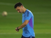 雷火电竞官网-尼克斯爆冷阿根廷男篮，保罗高光表现的简单介绍