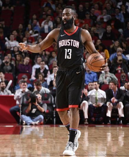 包含快船终结灯泡人八连胜,展现强大实力的词条 包含快船终结灯泡人八连胜,展现强大实力的词条