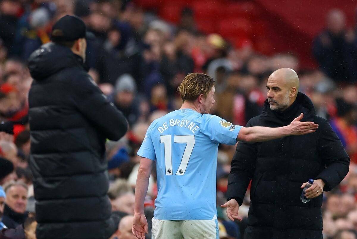 包含瓦伦西亚险胜比利时，德布劳内完成帽子戏法的词条